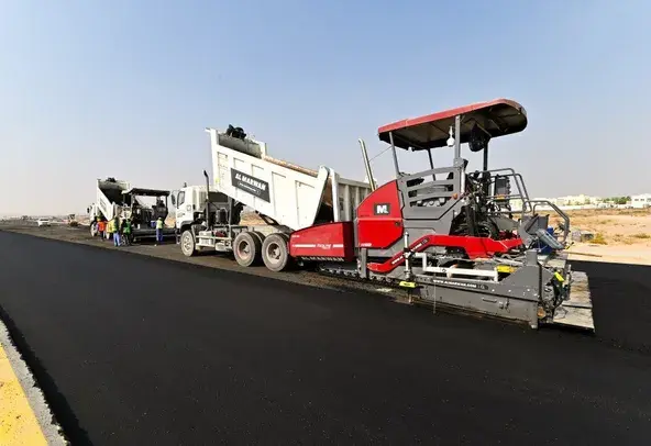 Asphalt Pavers, 13 ton, 2.5m - 9m