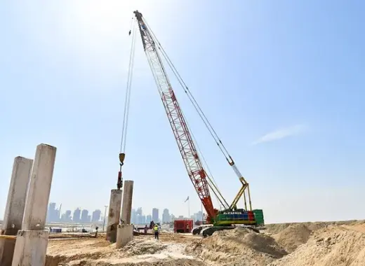 Large Crawler Cranes, 150 ton