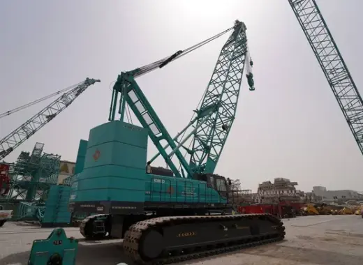 Large Crawler Cranes, 250 ton