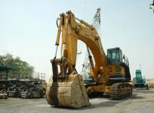 Large Excavators, 160 ton, Standard Boom
