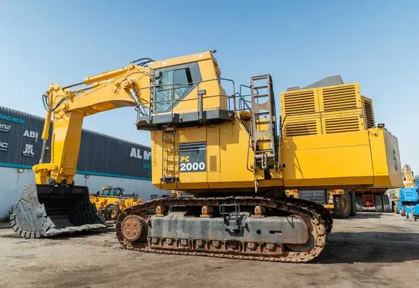 Large Excavators, 200 ton, Standard Boom