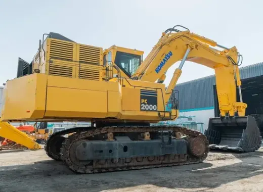 Large Excavators, 200 ton, Standard Boom