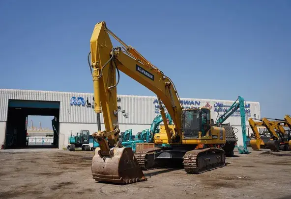 Large Excavators, 40 ton, Standard Boom