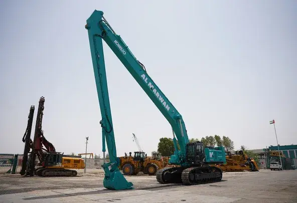 Large Excavators, 85 ton, Long Boom 21-26 meters