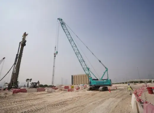 Medium Crawler Cranes, 100 ton
