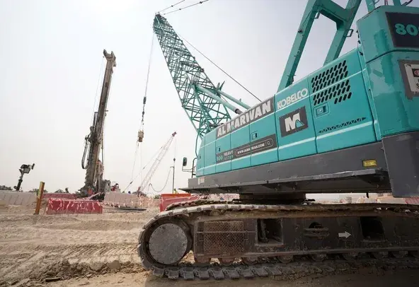 Medium Crawler Cranes, 100 ton