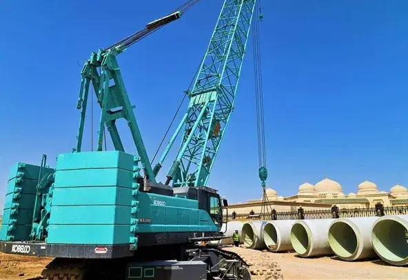 Medium Crawler Cranes, 135 ton