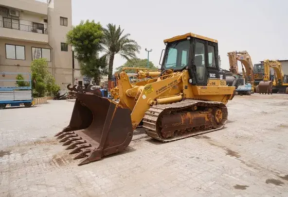 Medium Track Loaders, 19 tons