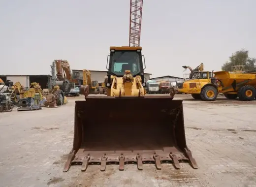 Medium Track Loaders, 19 tons