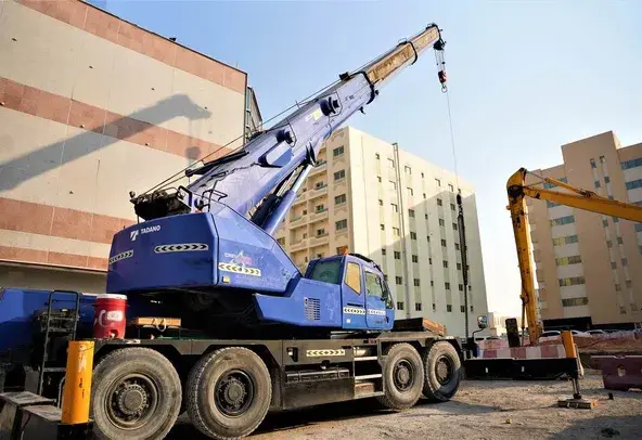 Mobile Cranes, 60 ton