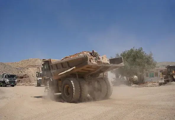 Rigid Dump Trucks, 98 ton